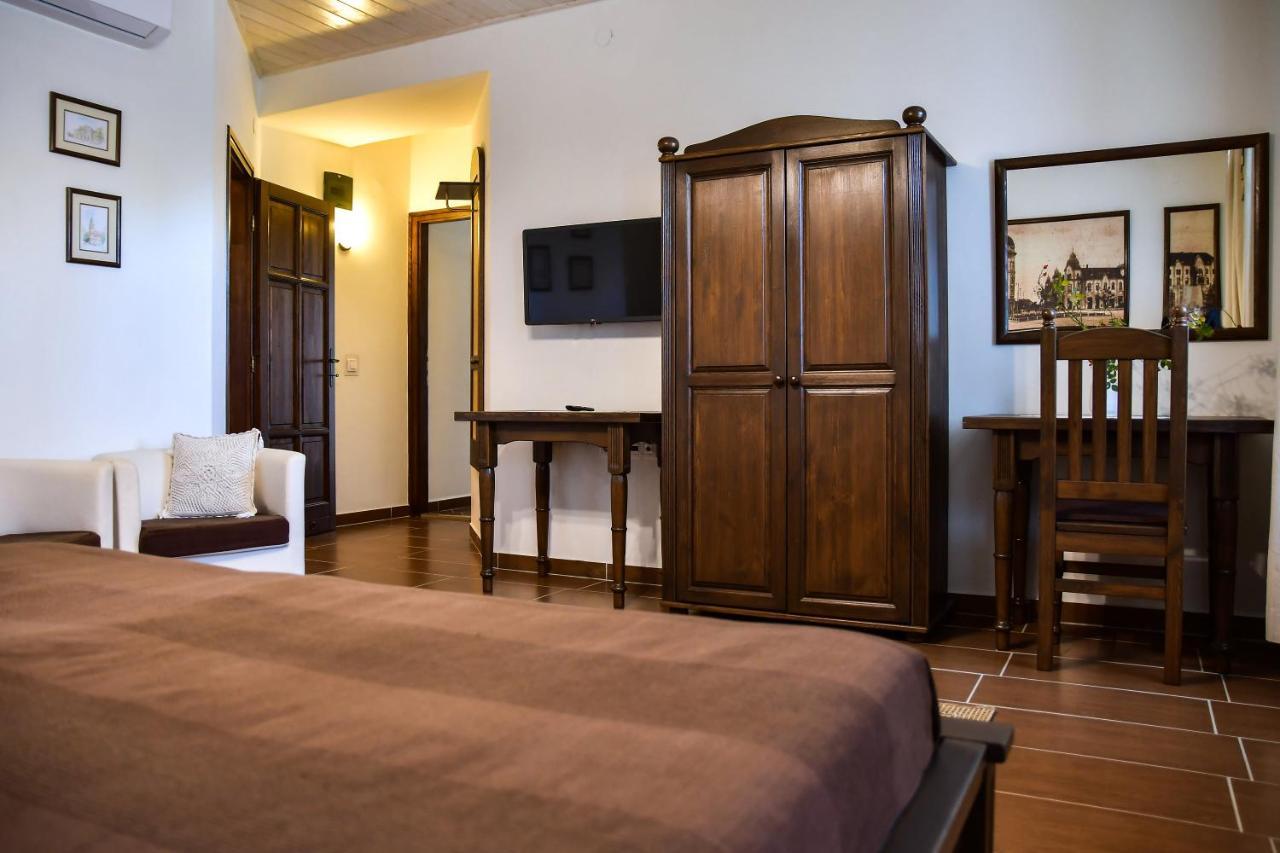 Bed and Breakfast Szin-Es Vendeghaz Szentes Esterno foto